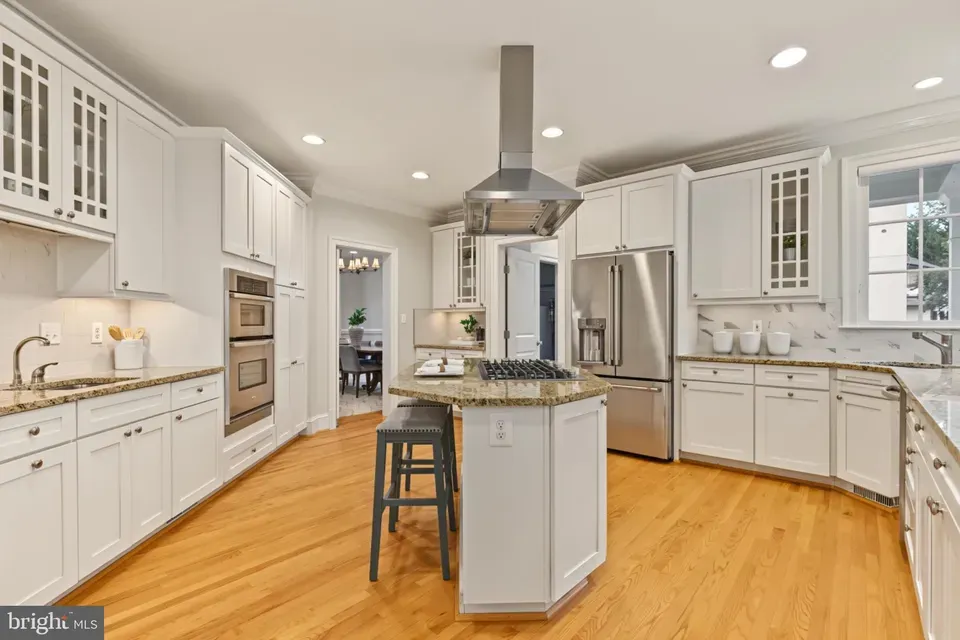 6 Bed 5 Bath Established Contemporary Home in Bethesda, MD - 5