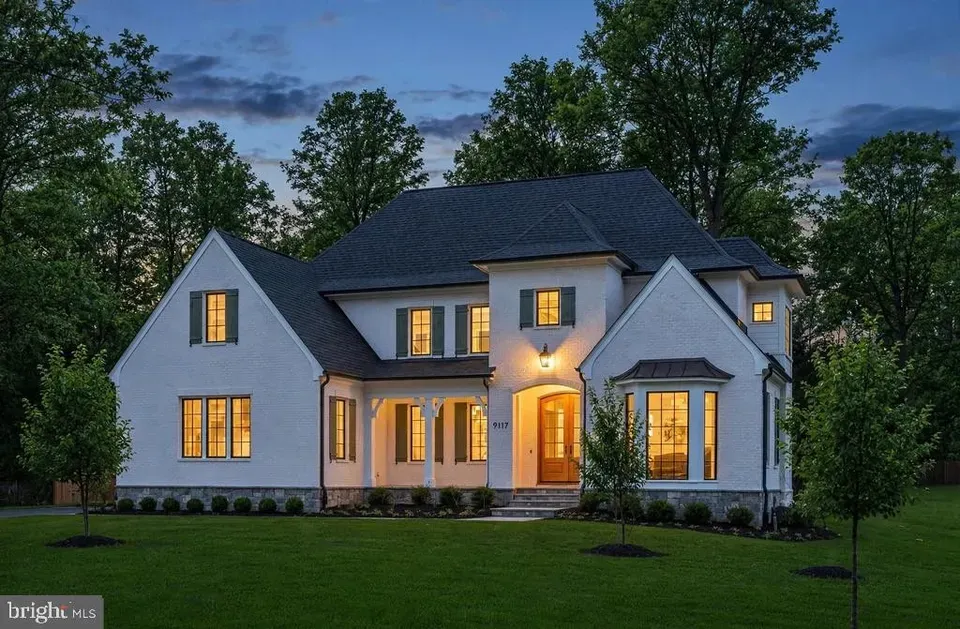 6 Bed 5 Bath Modern Architectural Estate in Bethesda, MD - 2