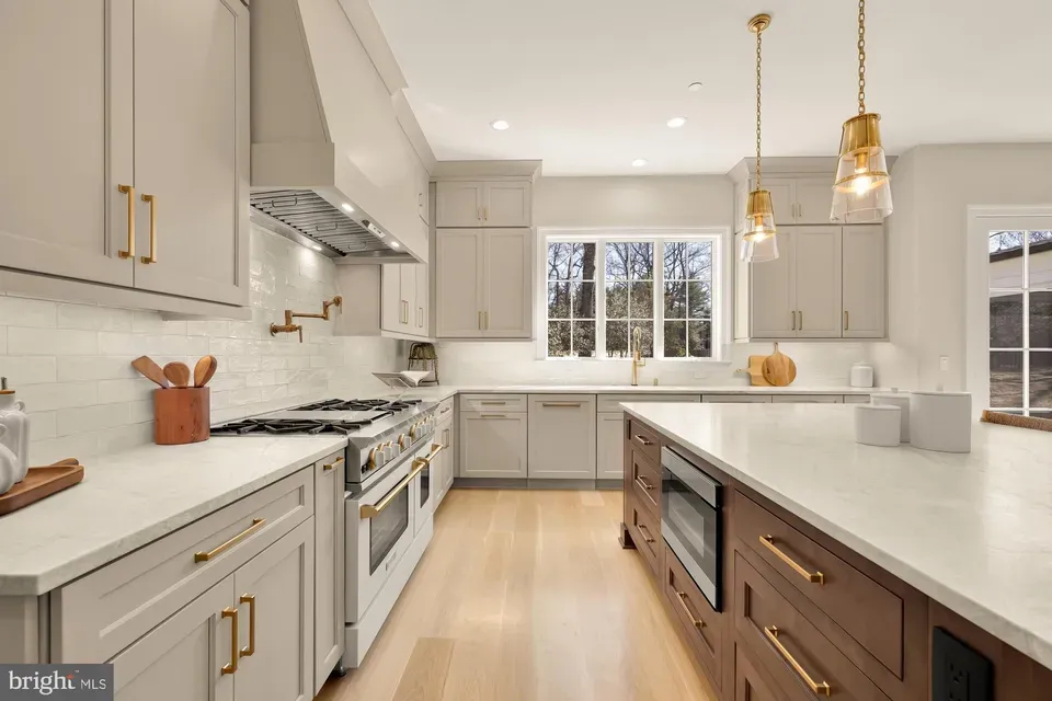 6 Bed 5 Bath Modern Architectural Estate in Bethesda, MD - 5