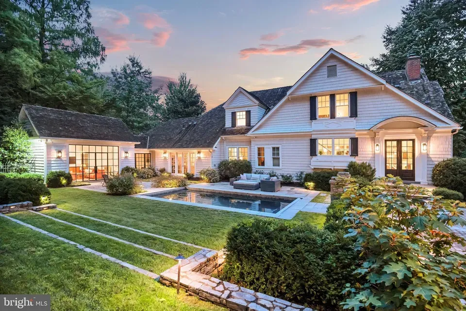 6 Bed 5 Bath Traditional Suburban Family Home in Bethesda, MD - 1