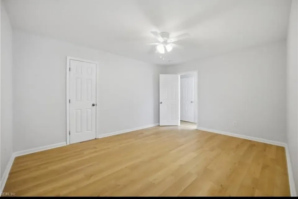 6 Bed 5 Bath Traditional Suburban Family Home in Norfolk, VA - 1