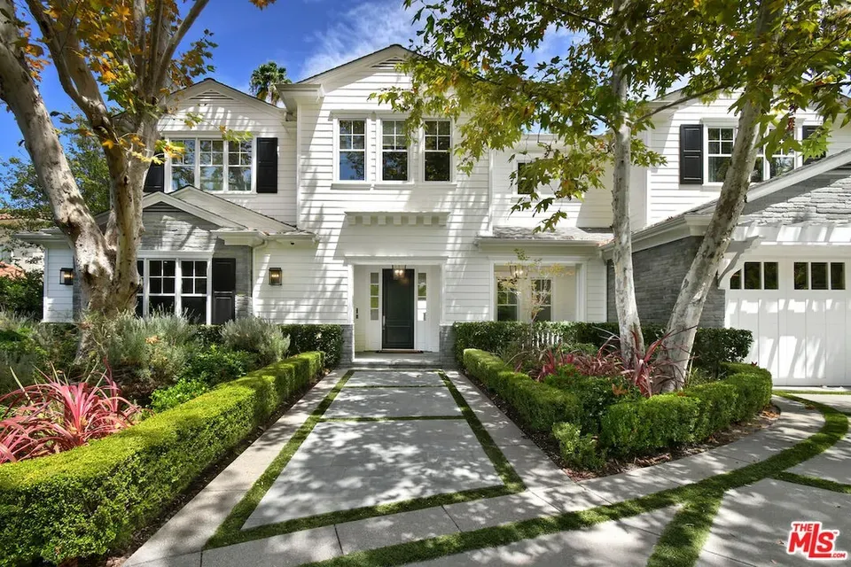 6 Bed 6 Bath Established Contemporary Home in Los Angeles, CA - 3
