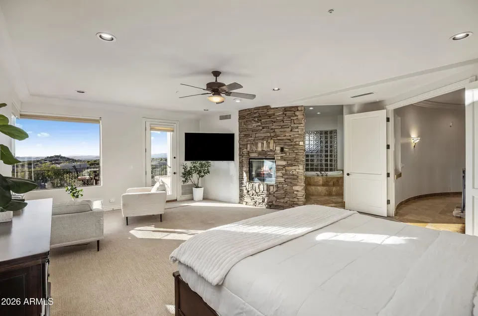 6 Bed 6 Bath Established Contemporary Home in Scottsdale, AZ - 2