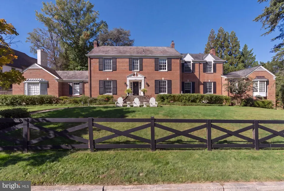 6 Bed 6 Bath Established Mid-Century Residence in Bethesda, MD