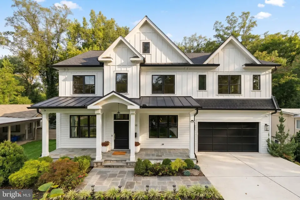 6 Bed 6 Bath Modern Architectural Estate in Bethesda, MD