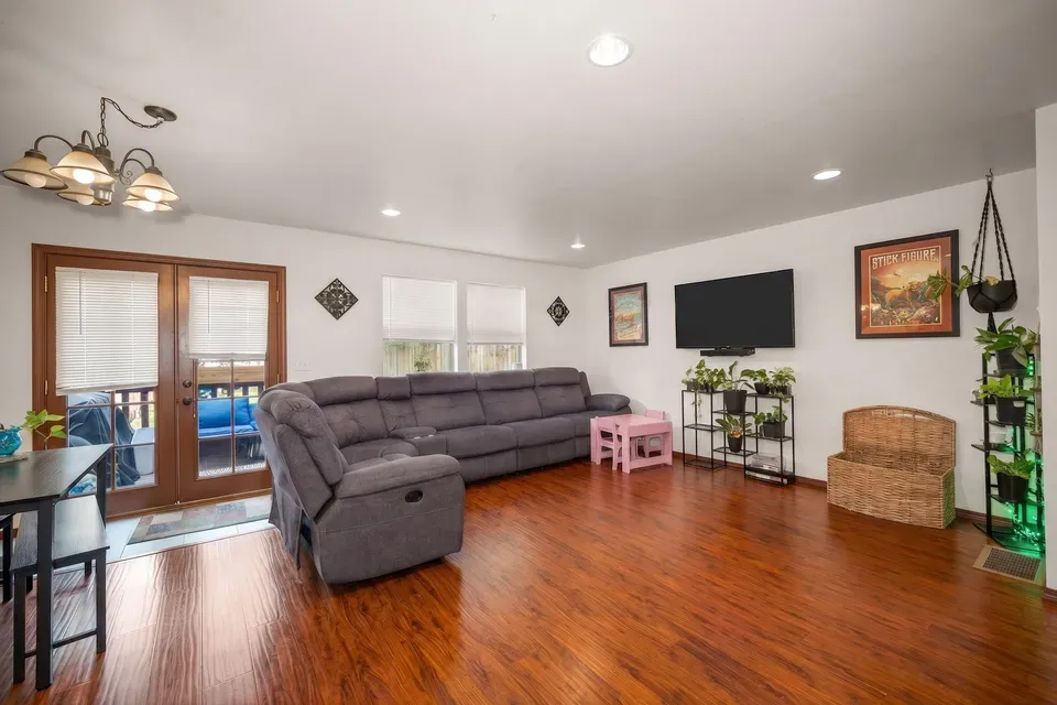 6 Bed 6 Bath Multi-Unit Residential Property in Spokane, WA - 5