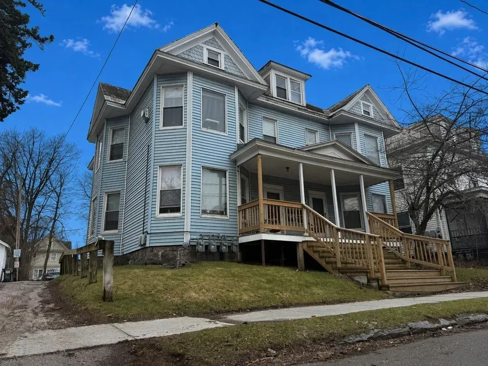 7 Bed 4 Bath Multi-Unit Residential Property in Burlington, VT