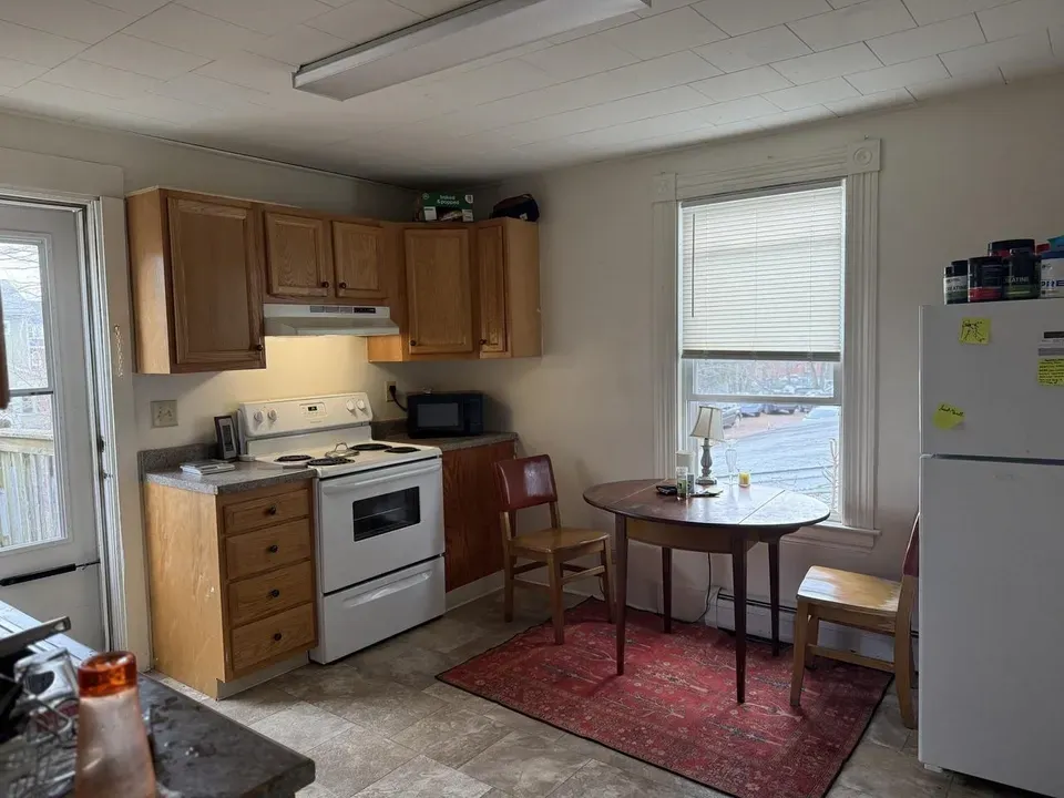 7 Bed 4 Bath Multi-Unit Residential Property in Burlington, VT - 3