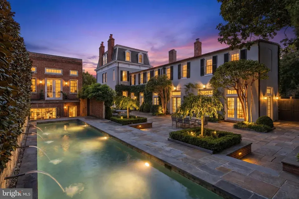 7 Bed 5 Bath Classic Historic Era Home in Washington, DC - 1