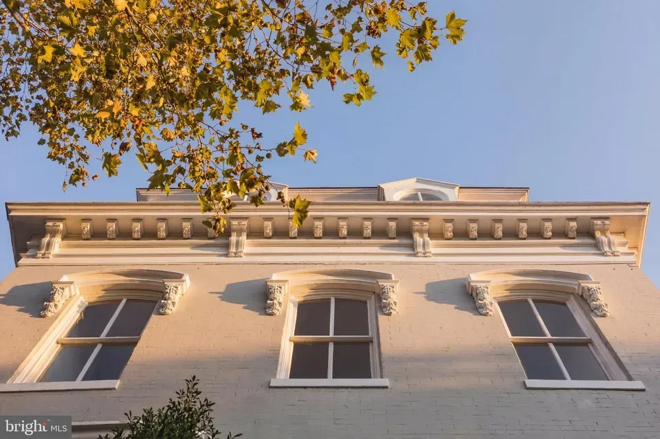 7 Bed 5 Bath Classic Historic Era Home in Washington, DC - 4