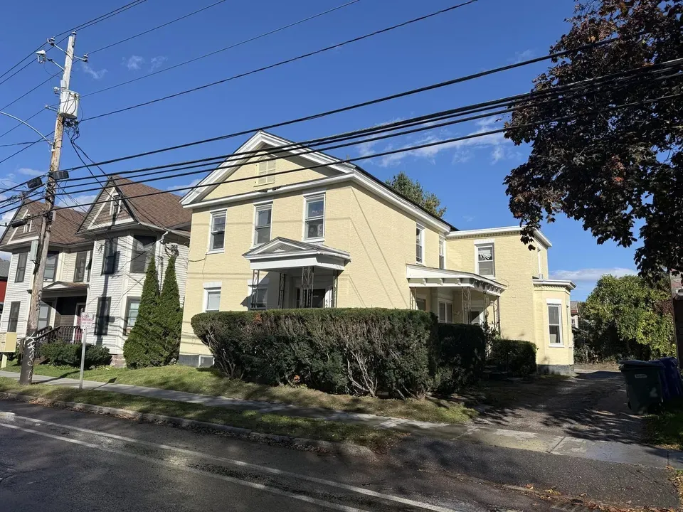 7 Bed 5 Bath Multi-Unit Residential Property in Burlington, VT