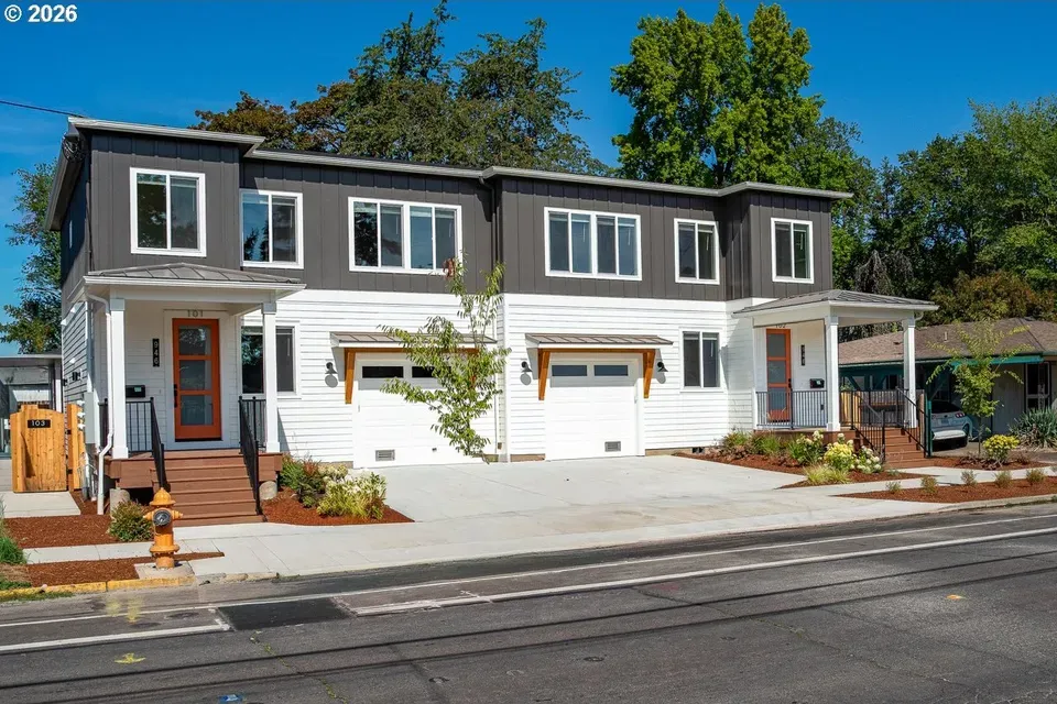 7 Bed 5 Bath Multi-Unit Residential Property in Corvallis, OR