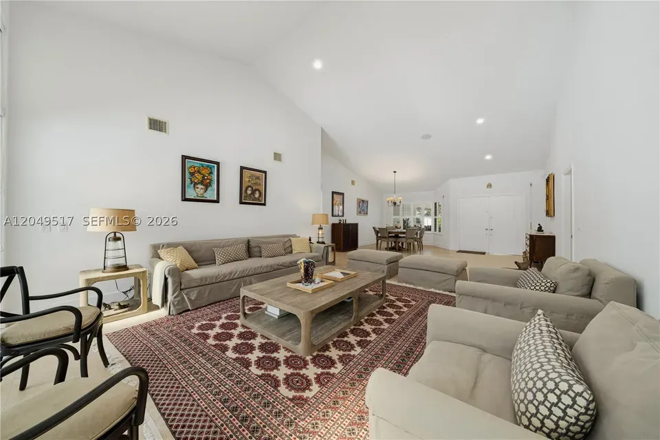 7 Bed 5 Bath Traditional Suburban Family Home in Coral Gables, FL - 4