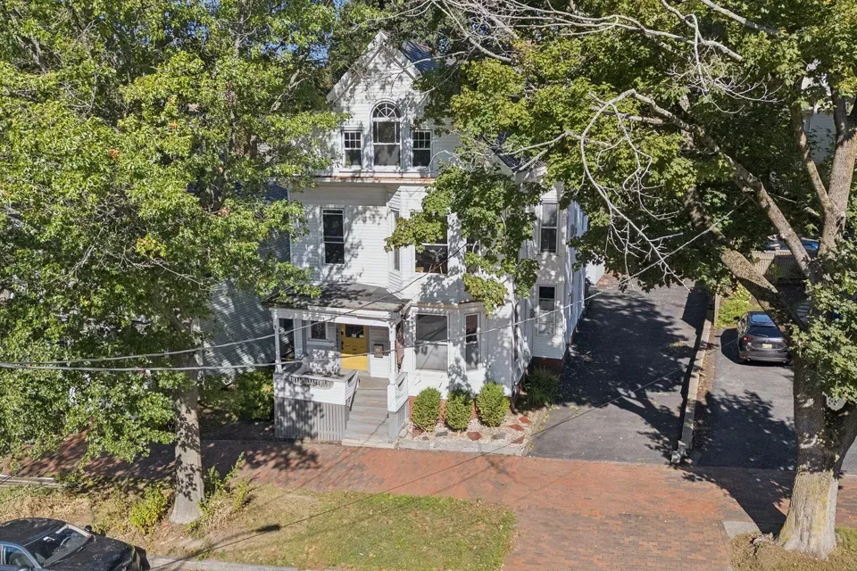 7 Bed 6 Bath Classic Historic Era Home in Portland, ME - 3