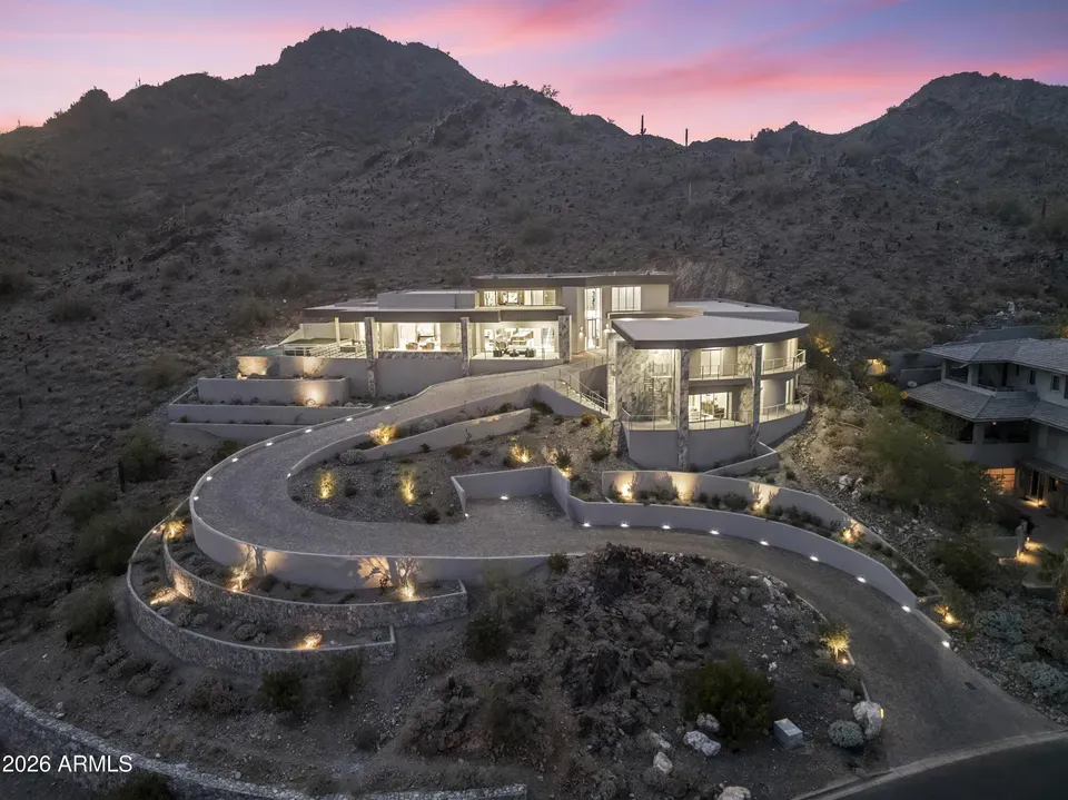 7 Bed 6 Bath Modern Architectural Estate in Phoenix, AZ - 3