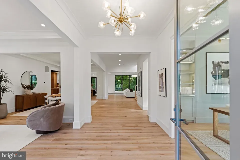 7 Bed 7 Bath Modern Architectural Estate in Bethesda, MD - 4
