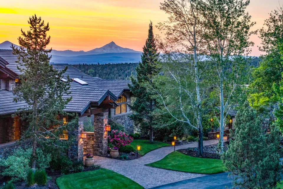 7 Bed 8 Bath Established Contemporary Home in Bend, OR - 2