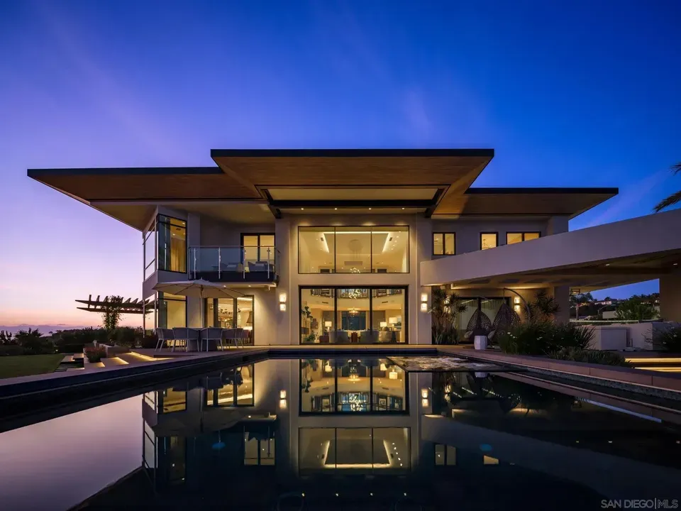 8 Bed 10 Bath Modern Architectural Estate in San Diego, CA - 2