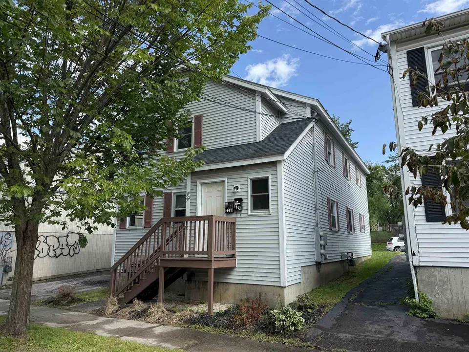 8 Bed 2 Bath Multi-Unit Residential Property in Burlington, VT