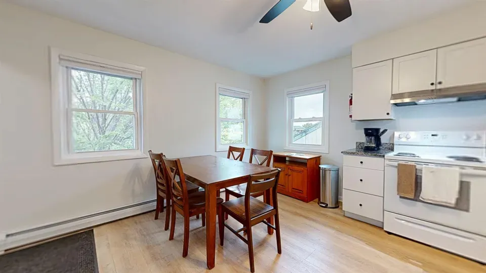 8 Bed 2 Bath Multi-Unit Residential Property in Burlington, VT - 3