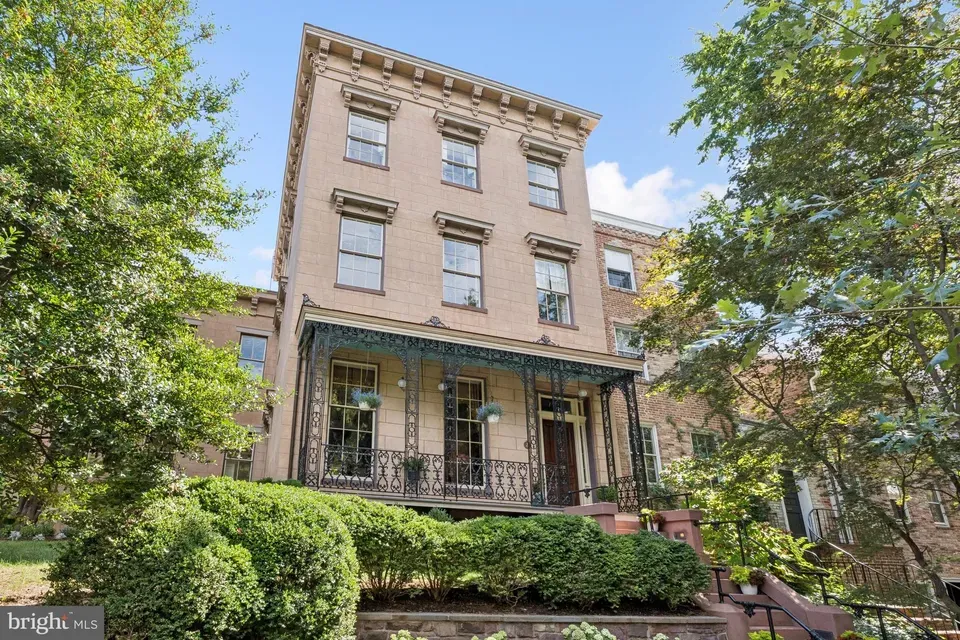 8 Bed 6 Bath Classic Historic Era Home in Washington, DC