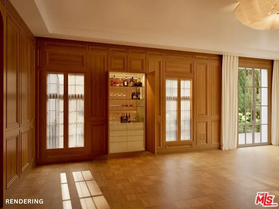 8 Bed 8 Bath Classic Historic Era Home in Los Angeles, CA - 3