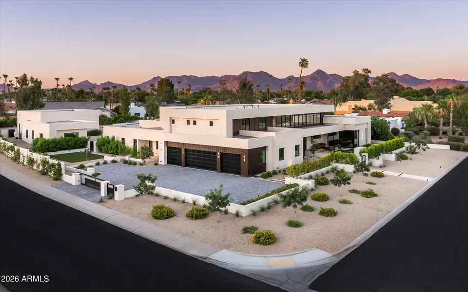 8 Bed 9 Bath Modern Architectural Estate in Scottsdale, AZ - 2