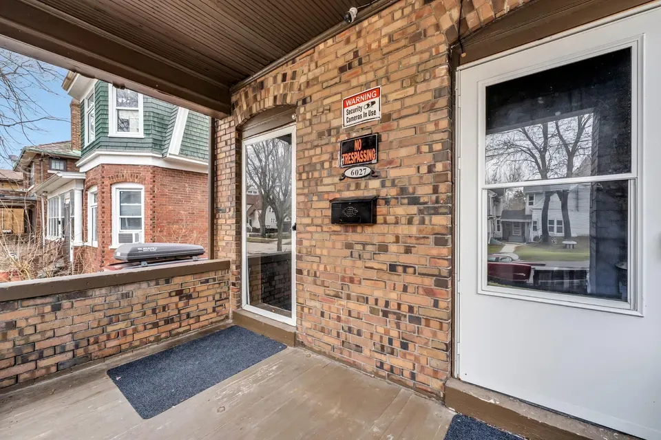 9 Bed 3 Bath Multi-Unit Residential Property in Kenosha, WI - 4